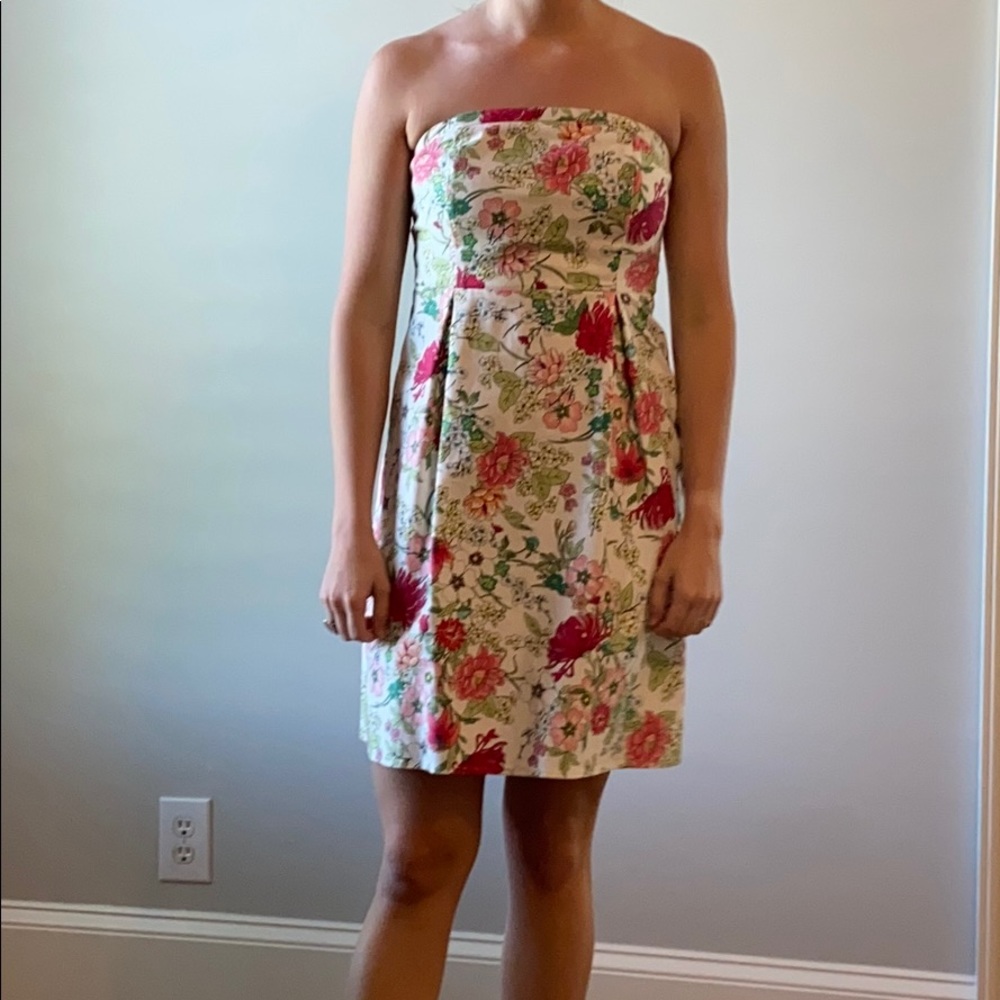 Strapless dress